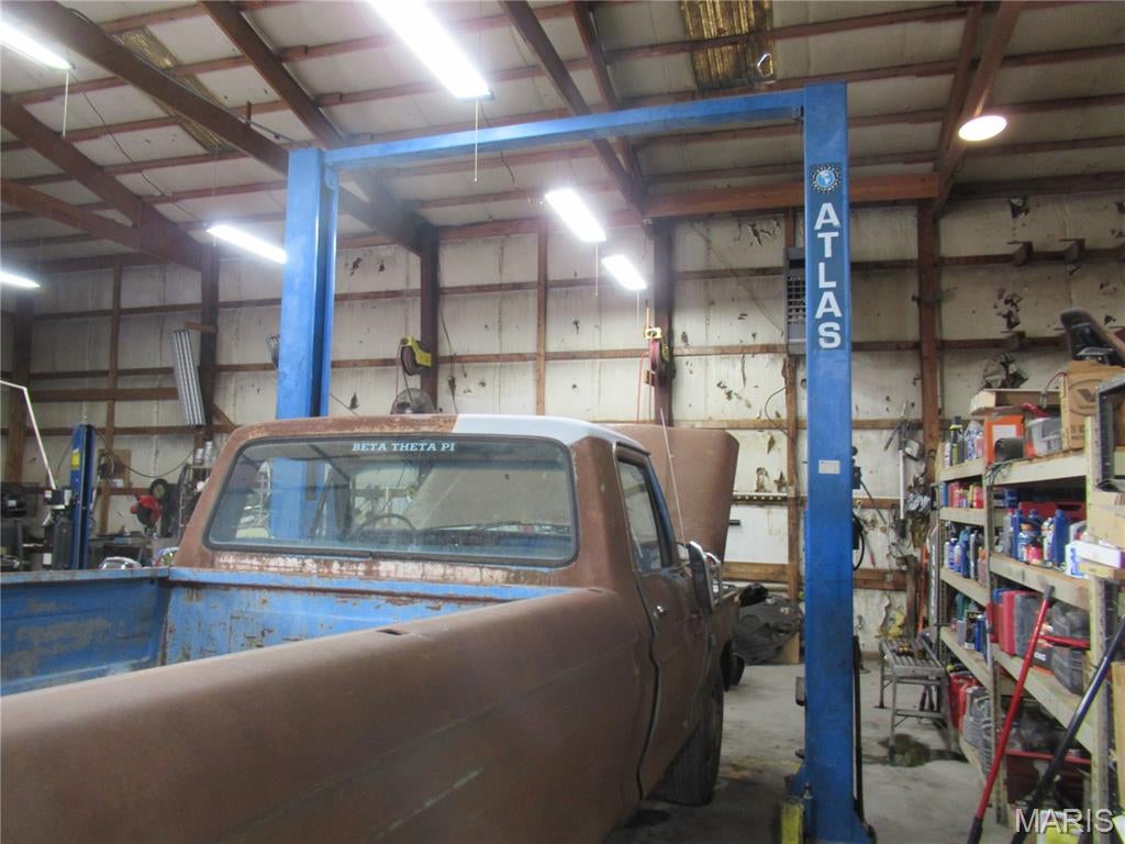 Freeman and Crow Acres - Commercial Sale
