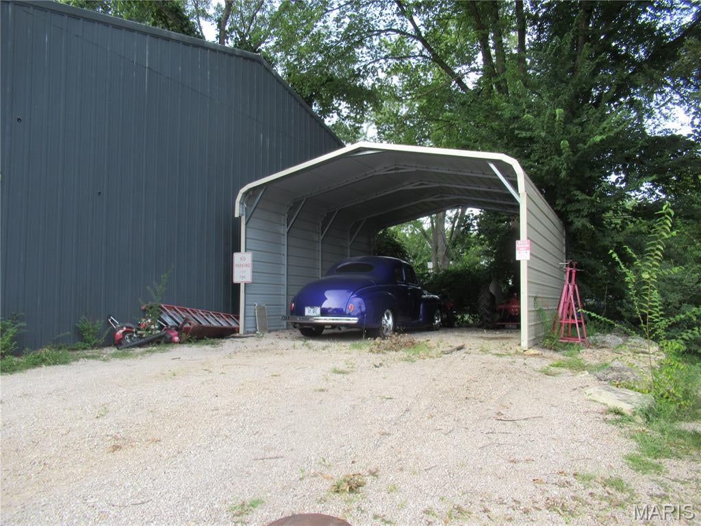Freeman and Crow Acres - Commercial Sale