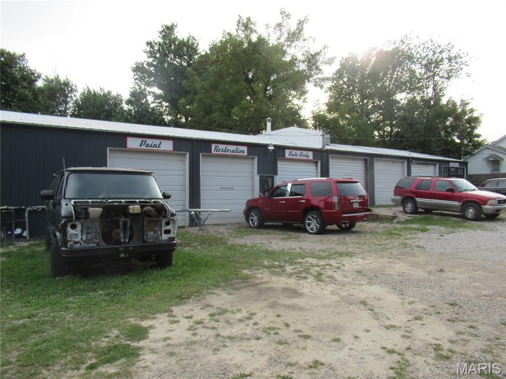 Freeman and Crow Acres - Commercial Sale