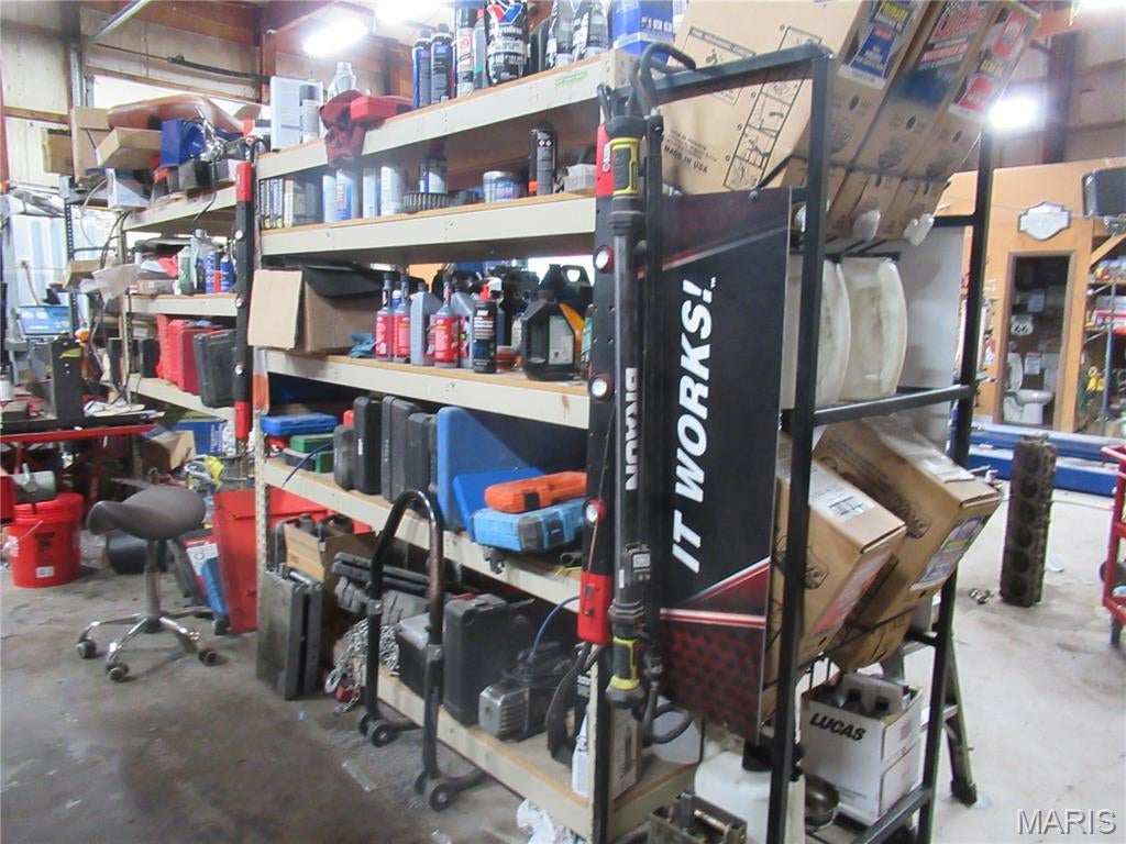 Freeman and Crow Acres - Commercial Sale