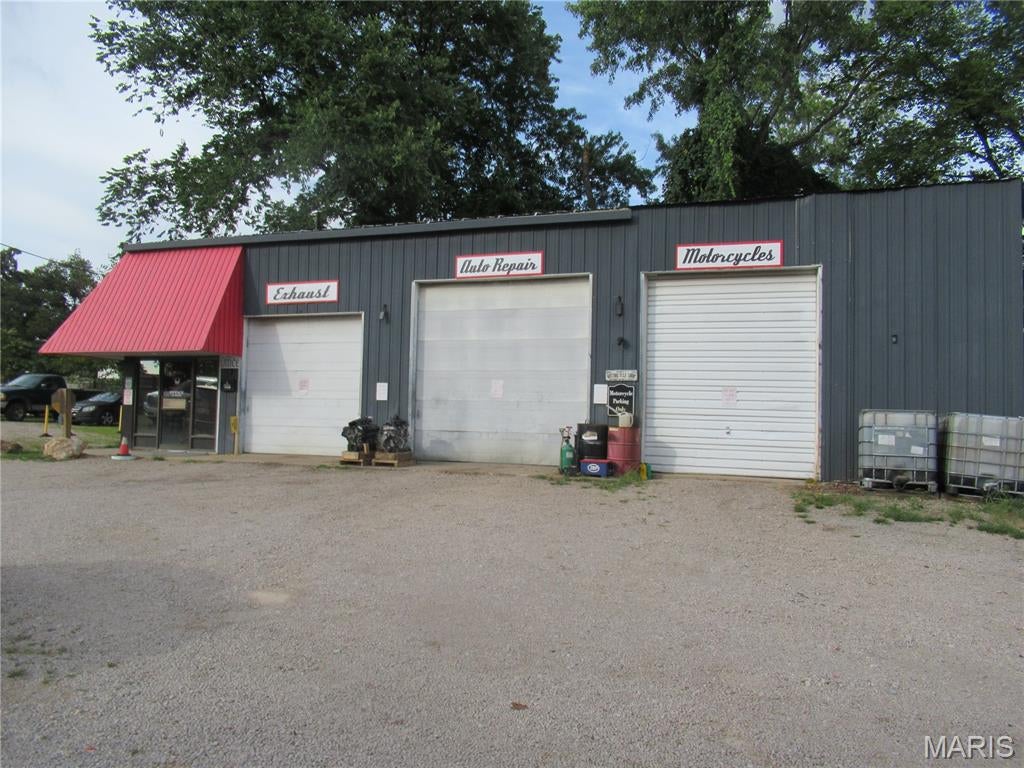 Freeman and Crow Acres - Commercial Sale