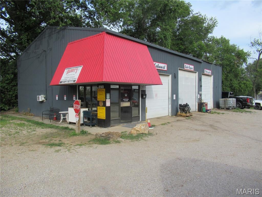 Freeman and Crow Acres - Commercial Sale