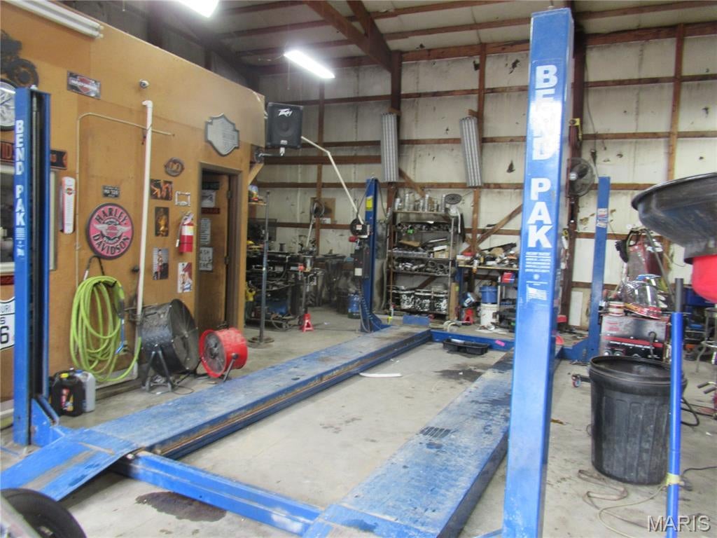 Freeman and Crow Acres - Commercial Sale