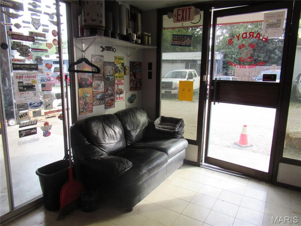 Freeman and Crow Acres - Commercial Sale