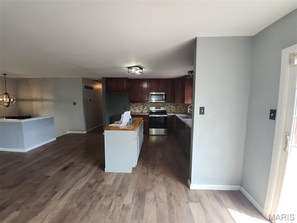 Wood Lynn Terrace 04 - Residential