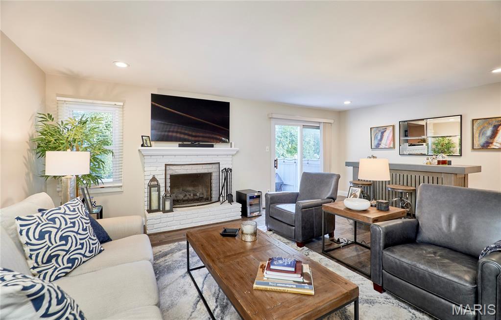 Oak 4 - Residential
