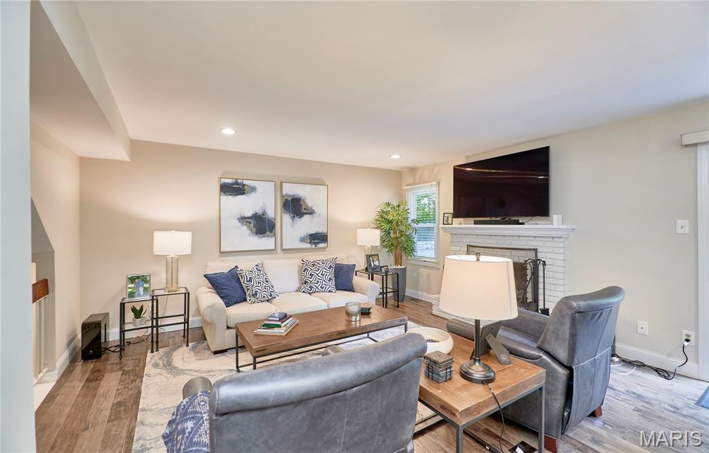 Oak 4 - Residential