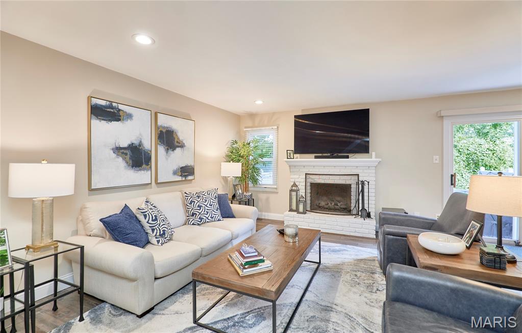 Oak 4 - Residential