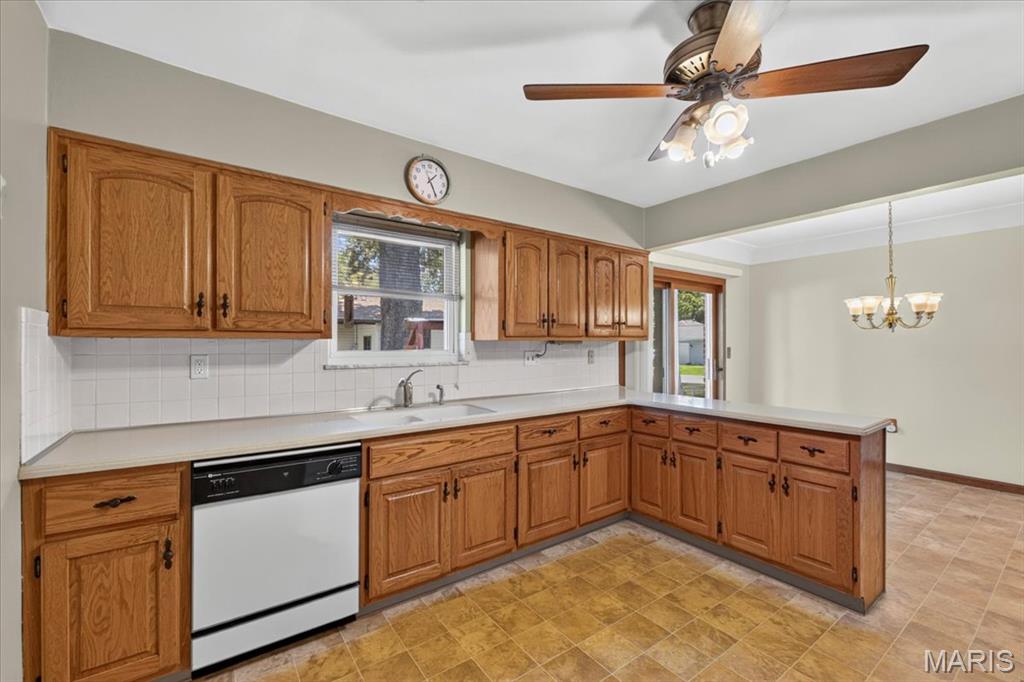 Hencklers 4th Add - Residential