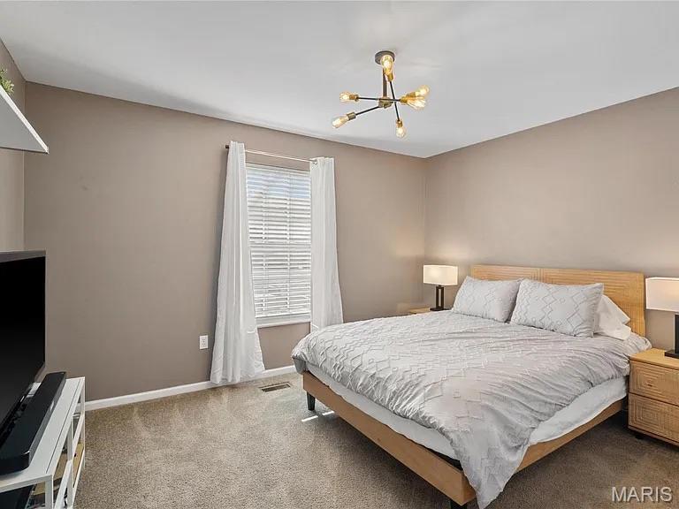 THE ESTATES AT PRAIRIE CROSSING - Residential Lease
