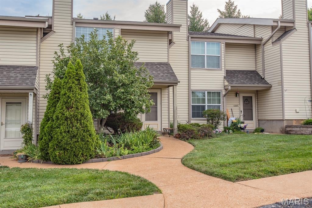 Cross Creek Condo Ph One Area - Residential