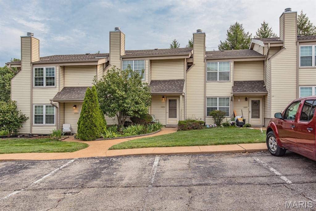 Cross Creek Condo Ph One Area - Residential