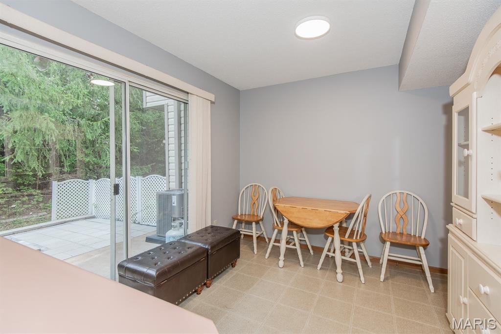 Cross Creek Condo Ph One Area - Residential