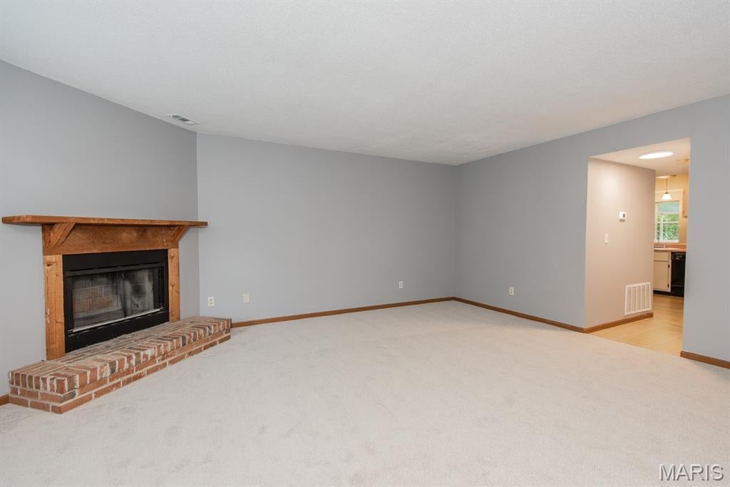 Cross Creek Condo Ph One Area - Residential