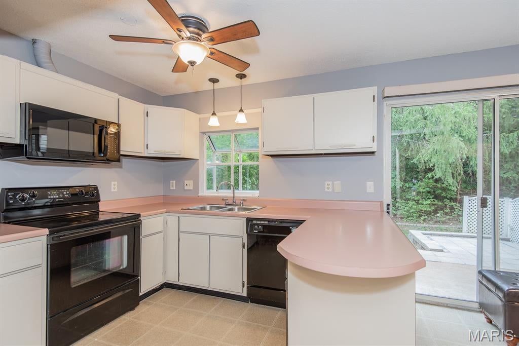 Cross Creek Condo Ph One Area - Residential