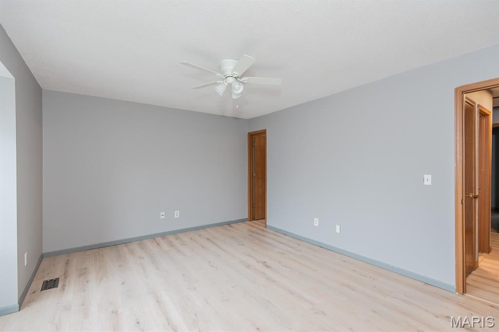 Cross Creek Condo Ph One Area - Residential