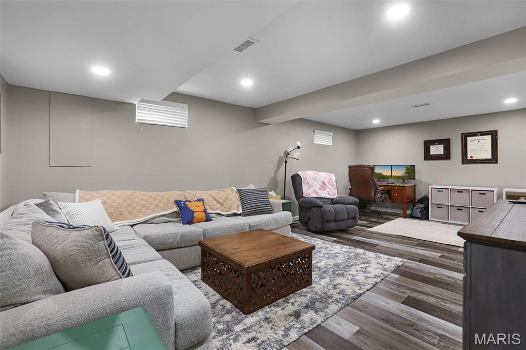 Hunters Pointe - Residential