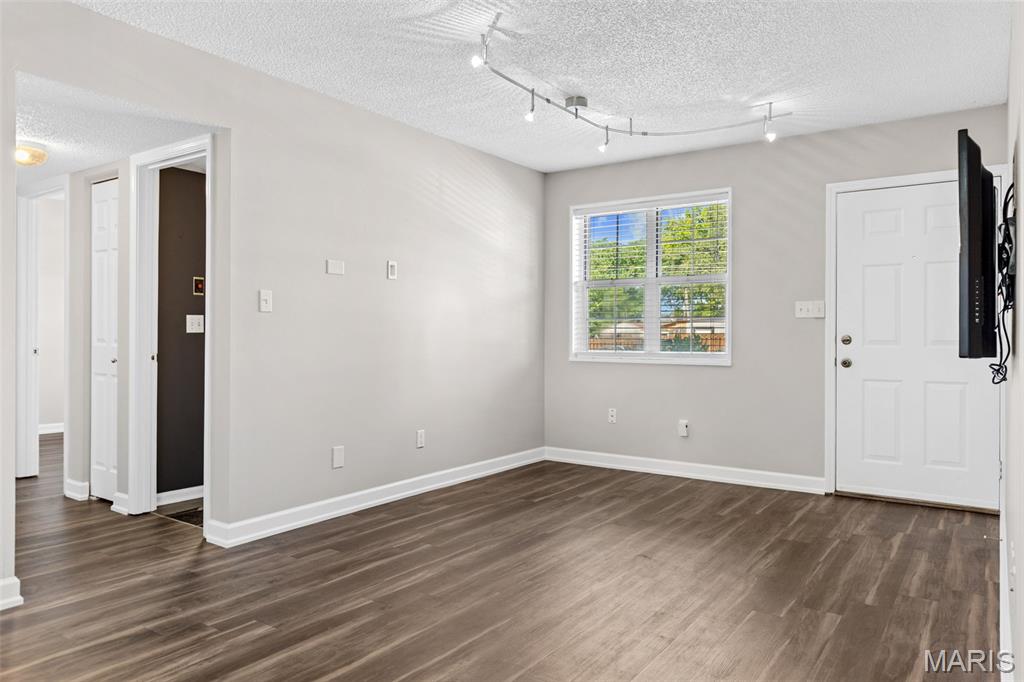 Brentwood Forest - Residential