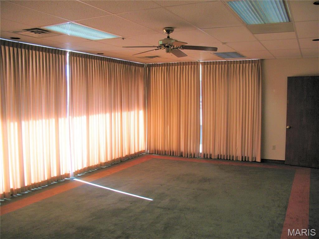 0000 - Commercial Sale