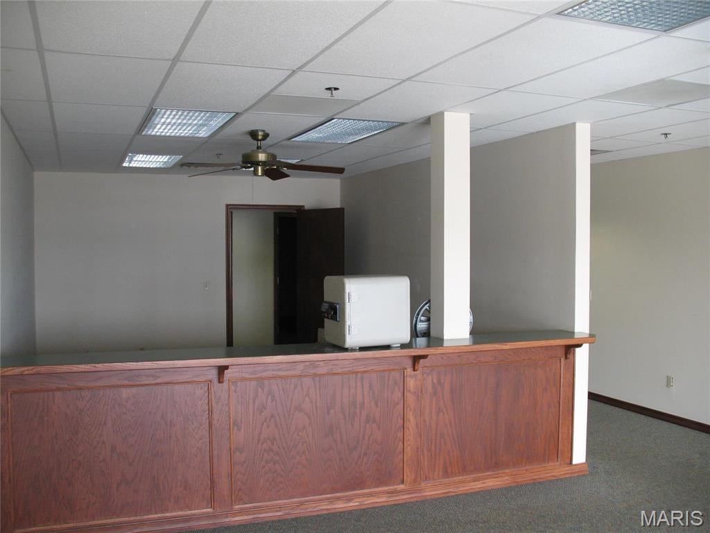 0000 - Commercial Sale