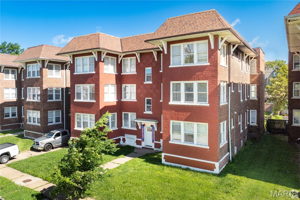 Rare opportunity to acquire a fully repositioned 6-unit multifamily building in the heart of St. Louis's historic West End — steps from the Central West End, Washington University, the Delmar Loop, and Forest Park. This classic 3-story brick walk-up has undergone a comprehensive $550,000 renovation, delivering six spacious 3-bedroom/2-bathroom units averaging 1,500 SF each — one of the largest unit configurations available in this submarket. All interior work is 100% complete, including premium new kitchens, updated bathrooms, modern flooring, and brand-new mechanical, electrical, and plumbing systems throughout. Four units are currently occupied with leases in place, and two turnkey-ready units are available for immediate lease-up at market rate. Current in-place income is $7,379/month with a stabilized annual income of $132,108 including utility reimbursements. At the $1,000,000 list price, the property delivers a 9.79% acquisition cap rate — significantly above the local market average of 7.40% — with an as-is appraised value of $1,040,000, providing immediate equity at closing. With all-new MEP systems in place, capital expenditure liability over the next 7–10 years is expected to be minimal.  In-unit washer/dryer hookups in every unit support above-average rents and tenant retention. An ideal acquisition for investors seeking immediate cash flow, strong yield, and long-term appreciation in one of St. Louis's most supply-constrained rental corridors.