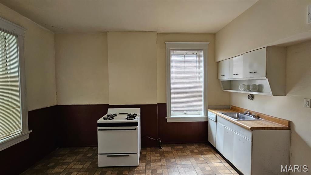 Dunnica Add - Residential Income
