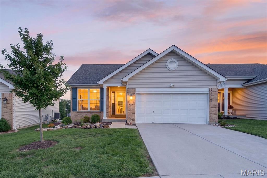 Welcome home to this spacious 2-bedroom, 3-bath ranch villa in the highly desirable Whispering Woods community and Rockwood School District. Designed for comfortable main-floor living, this home features soaring vaulted ceilings, an open floor plan, main-floor laundry, and a spacious primary suite with double closets, dual vanities, separate tub, and shower.
The bright kitchen offers solid surface countertops, pull-out cabinetry, a walk-in pantry, breakfast bar, and includes all appliances. Enjoy morning coffee in the breakfast room with direct access to the deck overlooking common ground.
The finished walk-out lower level provides exceptional additional living space with a full bath, workshop/hobby area, and access to a covered patio—perfect for visiting family, entertaining guests, or creating the ideal recreation space.
Additional features include a 2-car garage, abundant storage, and maintenance-friendly villa living. Whether you're looking to simplify without sacrificing space or searching for the perfect next chapter home, this villa offers the flexibility and comfort you've been waiting for.
Conveniently located near shopping, restaurants, parks, medical facilities, and major highways.
