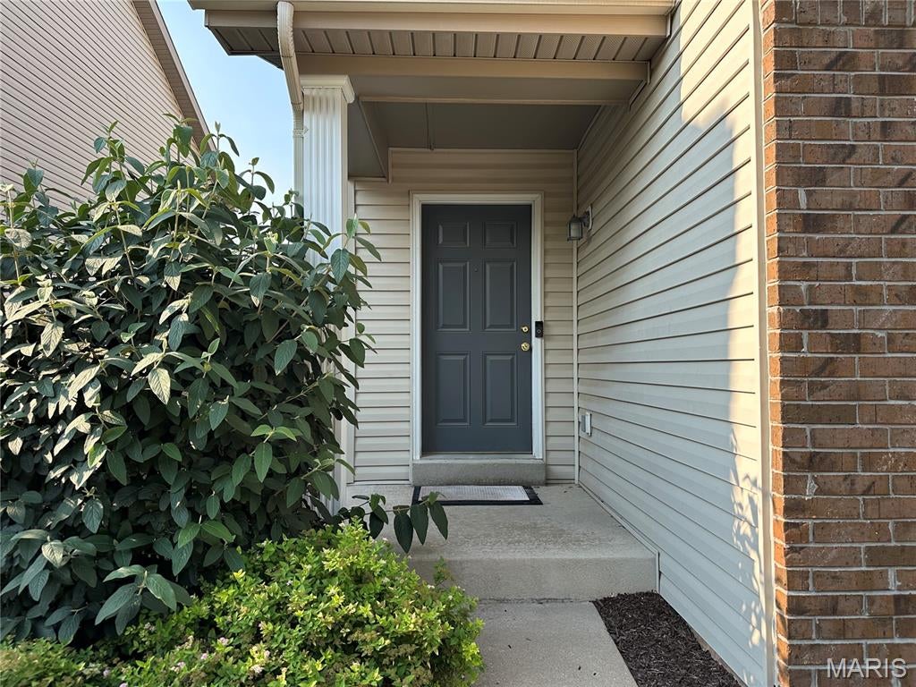 Vlgs At Springhurst #3 - Residential Lease