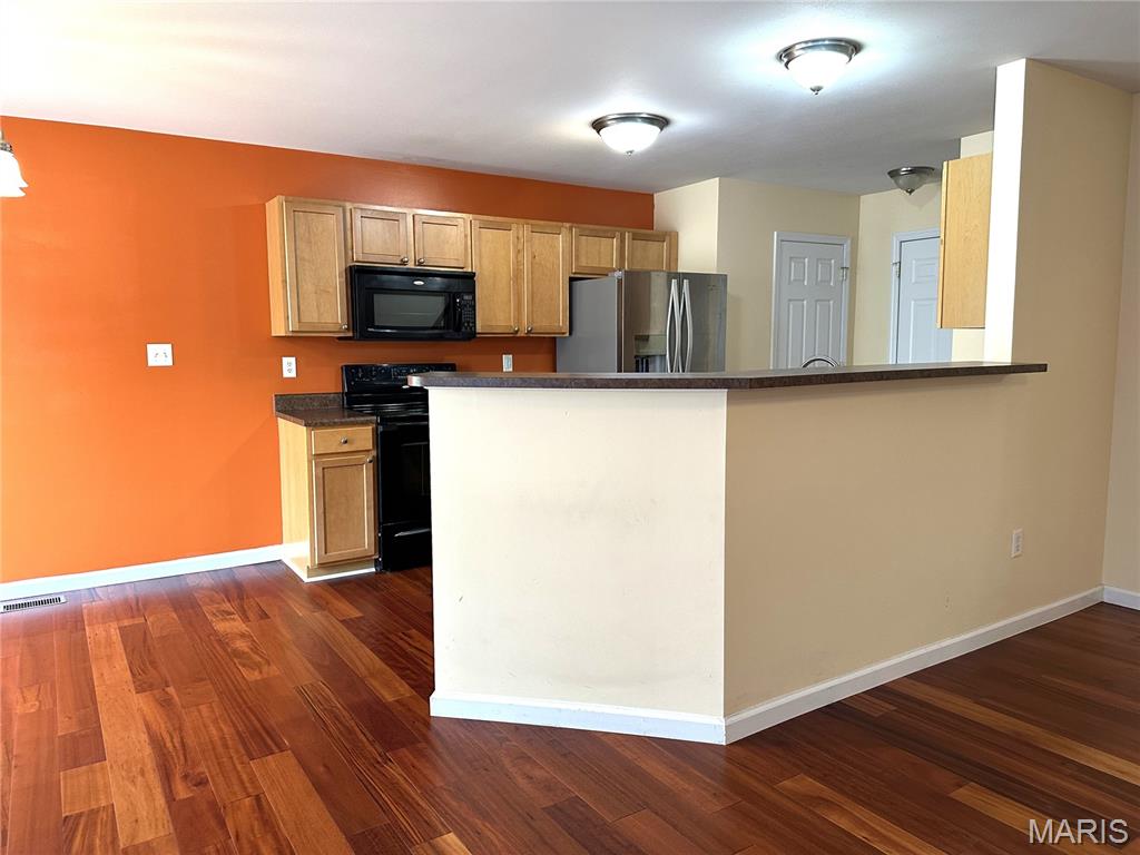 Vlgs At Springhurst #3 - Residential Lease
