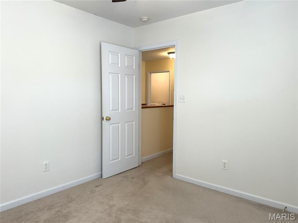 Vlgs At Springhurst #3 - Residential Lease