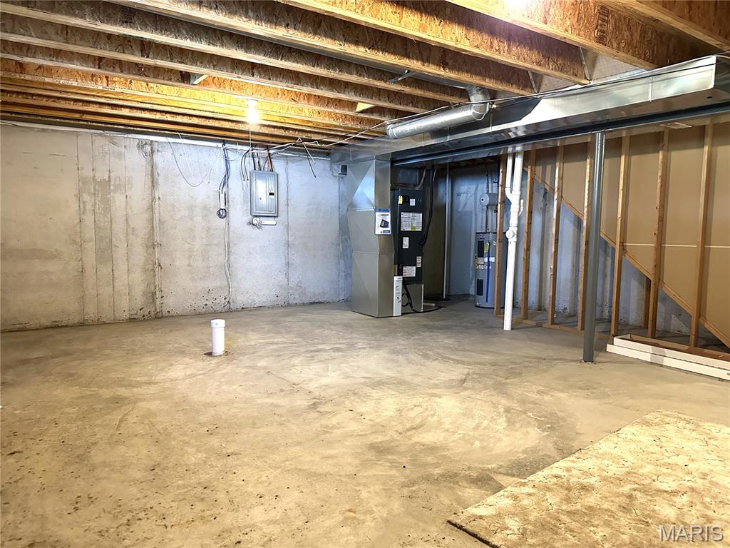 Vlgs At Springhurst #3 - Residential Lease