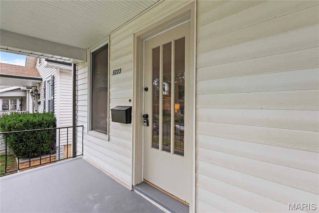 Lynne Add - Residential