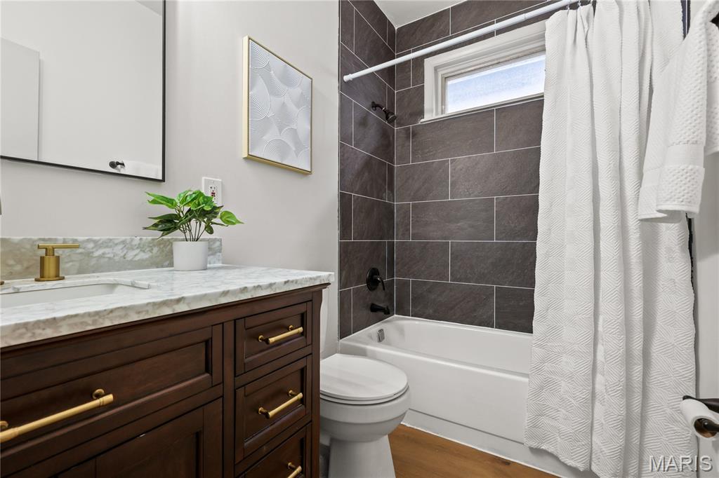 Lynne Add - Residential