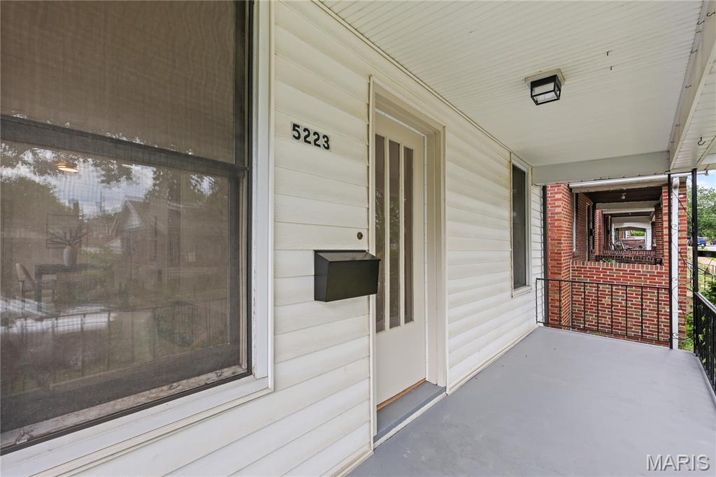 Lynne Add - Residential