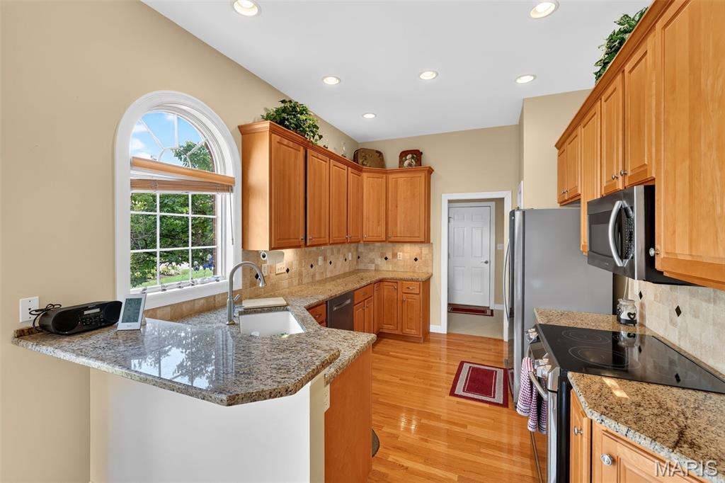 Clayton Pointe - Residential