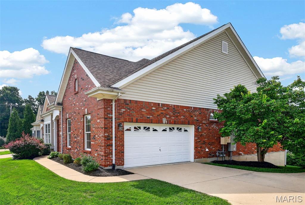 Clayton Pointe - Residential