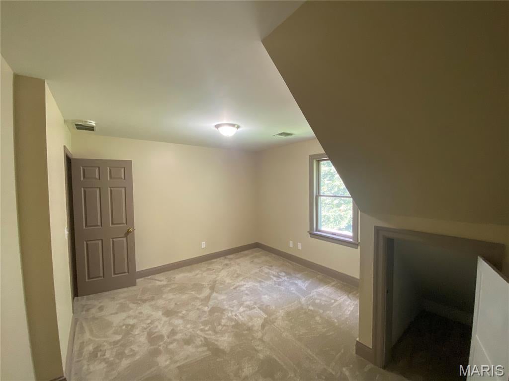 Lot Section 5 BK of 3031 - 1391 - Residential Lease