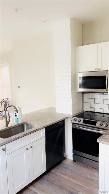 Popeand Others Add To Alton - Residential Lease