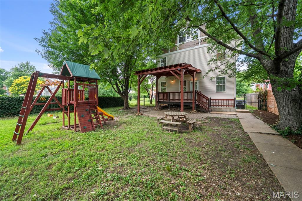 Clemens Place - Residential