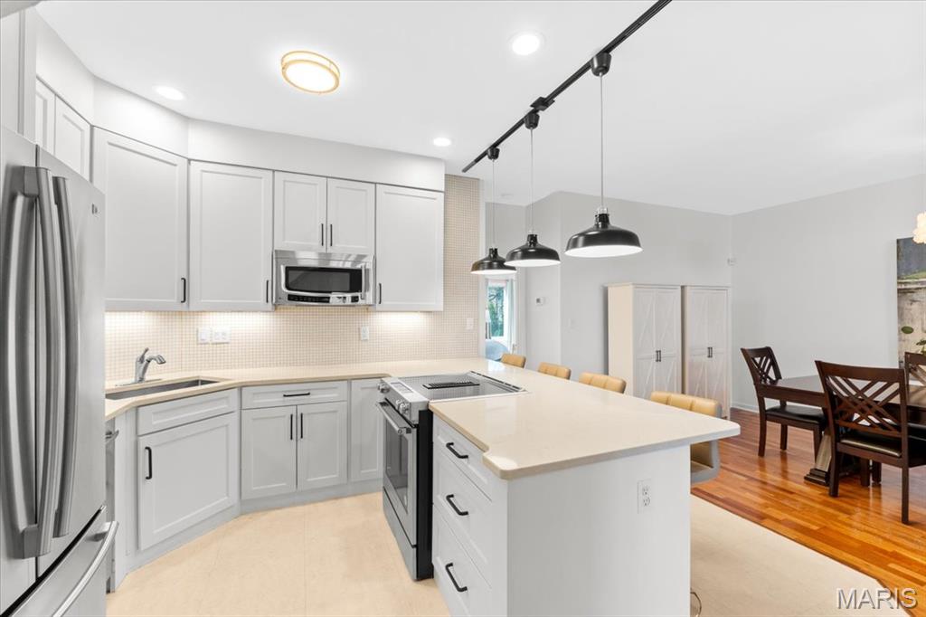 Hamptons - Residential