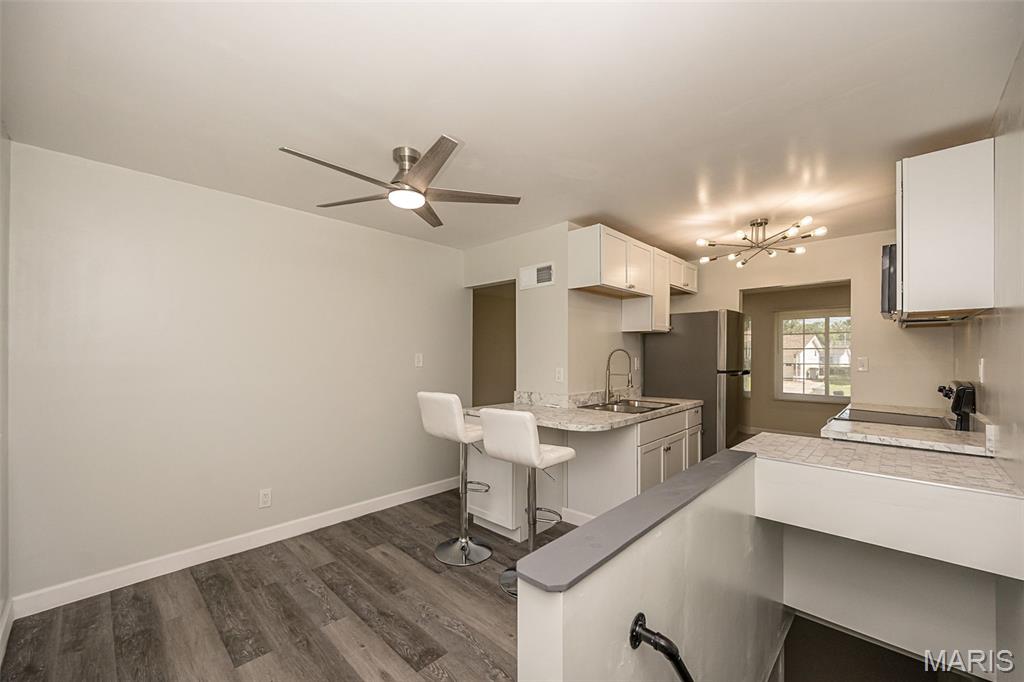 Hathaway Manor 12 - Residential Lease