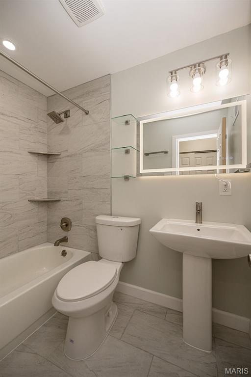 Hathaway Manor 12 - Residential Lease