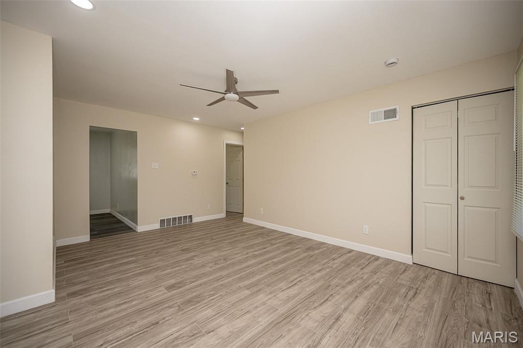 Hathaway Manor 12 - Residential Lease