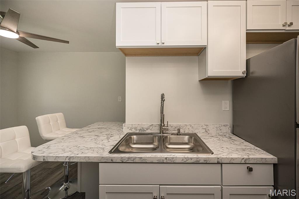 Hathaway Manor 12 - Residential Lease