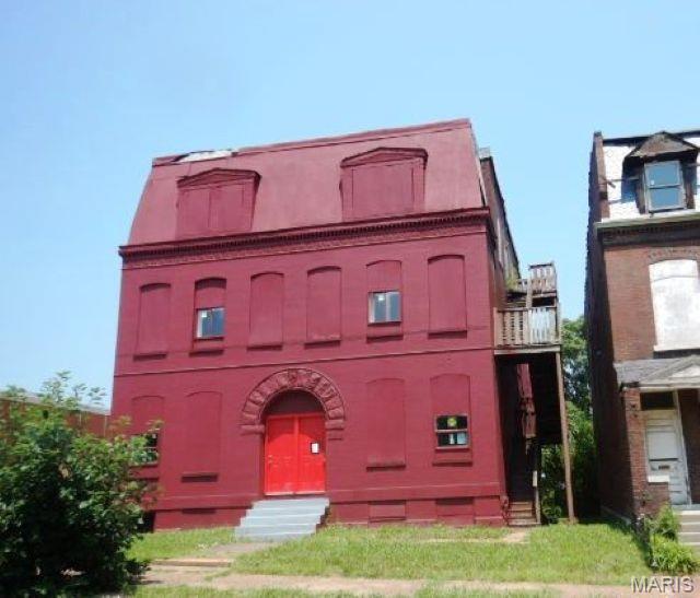 What a find!  Can you believe the size of this building!!  Over 7200 sq ft. for you to decide whether to leave it as 4 units or finish the conversion to 2 units.  Either way you go, it could be an income producing masterpiece when you are finished.  The potential is just sitting there waiting on you.  And the location, so close to Crown Candy Kitchen....I can taste their famous BLT now.  Old North St. Louis is experiencing quite a bit of restoration and you don't want to miss out on the opportunity.  To submit offers/bids or view additional details, please visit www.NextDoorAuctions.com. All offers/bids will be subject to Seller Approval (minimums may apply).