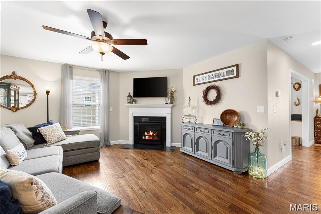 PARCS AT ARBOR GREEN - Residential Lease
