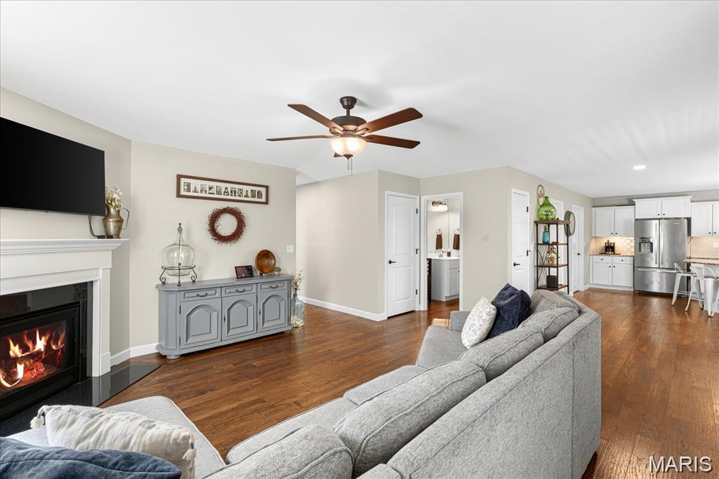 PARCS AT ARBOR GREEN - Residential Lease