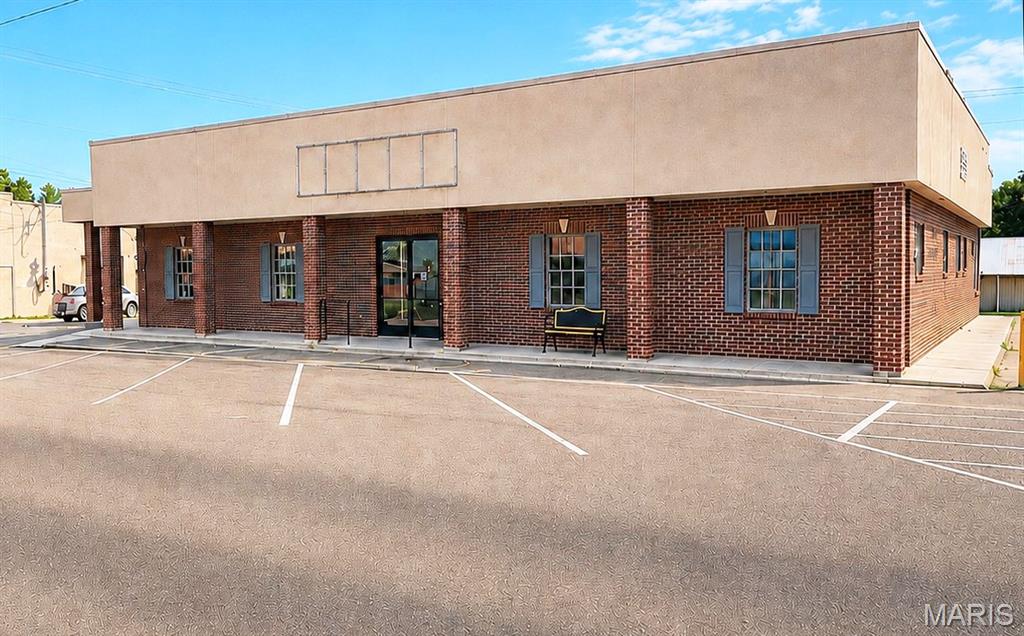 inside city limits - Commercial Sale