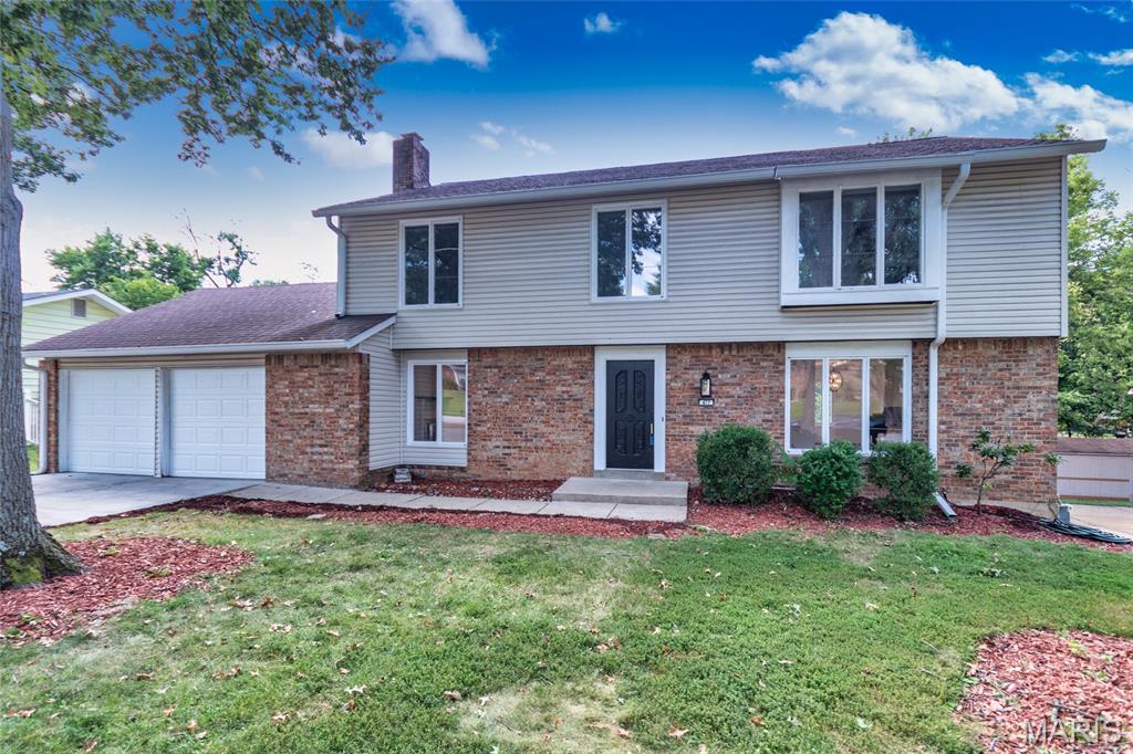 This is a beautifully refreshed home where thoughtful updates meet modern comfort. The home has been transformed from top to bottom, offering buyers a truly move-in-ready experience.

Step outside to your private oasis — the in-ground pool has been fully restored, including a brand-new liner, professional patching, and fresh detailing. It’s ready for long summer days, gatherings, and quiet evenings by the water.

Inside, the heart of the home shines. The kitchen was completely gutted and rebuilt, now featuring new cabinetry, sleek countertops, and modern appliances that elevate both style and functionality. The main bedroom suite has been reimagined with a fully renovated bathroom and a newly designed walk-in closet, creating a luxurious retreat.

Upstairs, the hallway bathroom has been completely redone, offering clean lines and updated finishes. Throughout the home, new lighting fixtures add warmth and sophistication, while fresh paint on every wall ties the entire space together with a crisp, modern feel.

Basement has a large storage area and a great space for entertainment. It includes a new half bath and opens to the backyard patio. 

With major updates already completed, 477 Ironwood offers the perfect blend of comfort, style, and long-term value.