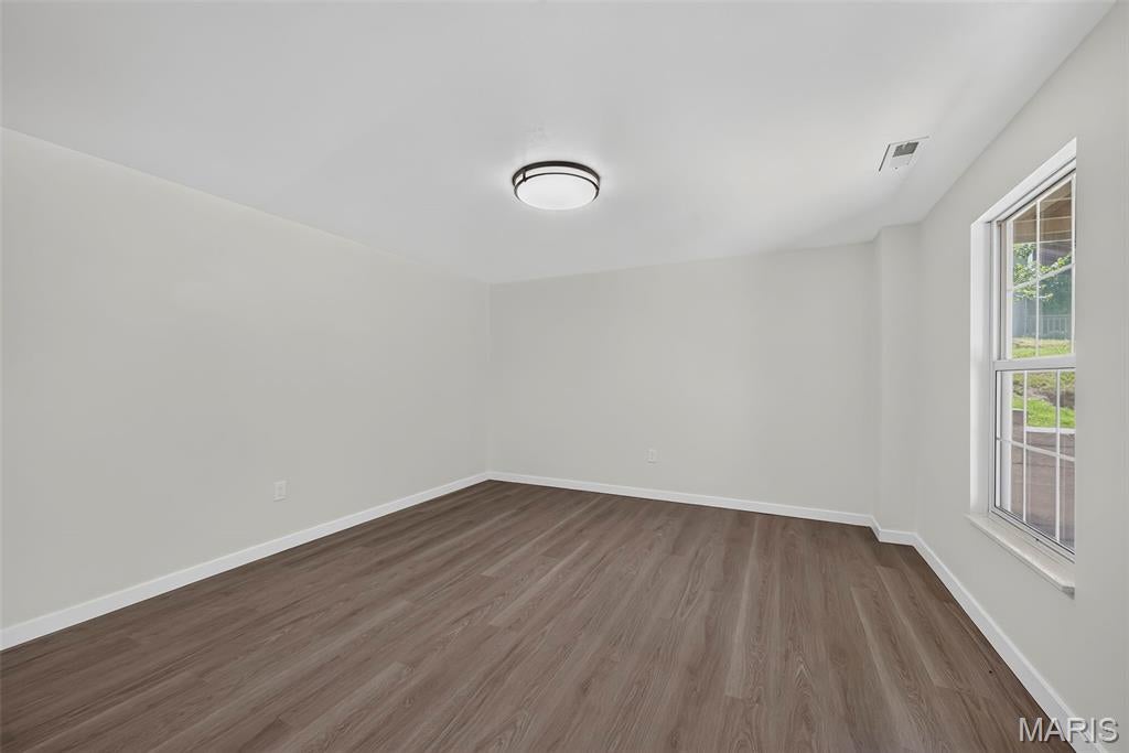 Jamestowne One - Residential
